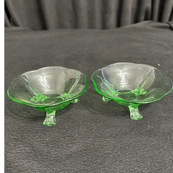 2 Fostoria Green Footed Bowl Depression Uranium  Glass - Picture 3 of 8